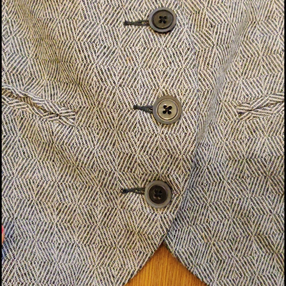 Urban Outfitters vest - Picture 2 of 8